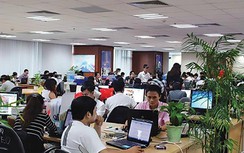 Báo chí xoay xở vượt qua “khó khăn kép”