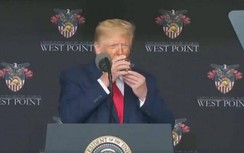 Ông Donald Trump đáp trả tin đồn mắc bệnh Parkinson