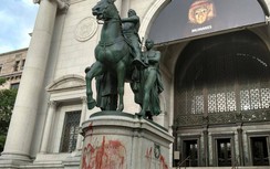 Trump ủy quyền, cho phép bắt giữ những kẻ phá tượng, hủy hoại di tích ở Mỹ