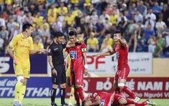 Trọng tài V-League bị “trảm” vì công nhận “bàn thắng ma”