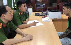 Bắt thanh niên trốn truy nã trên ô tô khách chạy cao tốc Pháp Vân - Cầu Giẽ