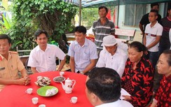 Hai vợ chồng cùng con gái gặp tai nạn tử vong thương tâm trên đường về quê