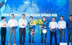 3 tay đua đầu tiên của Việt Nam nhận bằng đua xe ô tô quốc tế