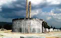 Huyện xây tượng đài 48 tỷ, người Ba Na buồn vì chuyện phù điêu