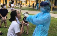 Thanh Hóa chuyển 14 người nghi nhiễm Covid-19 ra Bệnh viện Nhiệt Đới