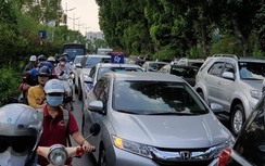 Hà Nội: Ùn tắc vẫn “nóng” sau cải thiện hạ tầng