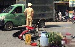 Xe máy "đấu đầu" ô tô tải, 2 ông cháu tử vong thương tâm