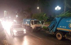 Sau bãi rác Sóc Sơn, dân lại chặn xe chở rác vào điểm trung chuyển Cầu Diễn