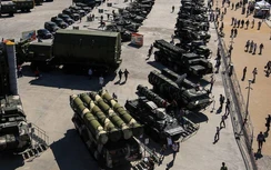 Iran: Mua vũ khí tối tân của Nga là một ưu tiên