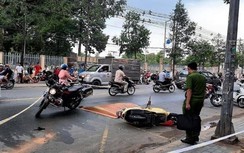 Trên đường đi đón con, người phụ nữ bị xe chở rác cán tử vong