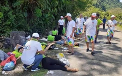 Vụ lật xe làm 15 người chết ở Quảng Bình: Xe mất phanh trên đoạn đường dốc?