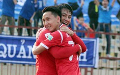 Những “đường bóng” ở hậu trường