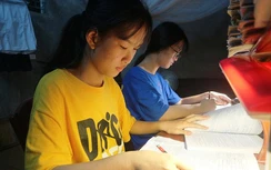 Cặp song sinh Cúc - An sau 17 năm mổ tách rời giờ ra sao?