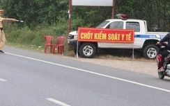 Quảng Trị hỏa tốc tái lập 5 chốt kiểm soát y tế trên quốc lộ, cảng cá