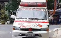 Xe cứu thương giả đi đòi nợ gây náo loạn khu dân cư TP Phan Thiết