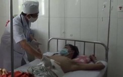 Thanh niên bị lưỡi máy cắt cỏ văng trúng bụng, đứt nhiều đoạn ruột