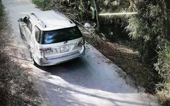 Lật tẩy xe 7 chỗ chở khách từ Đà Nẵng ra Huế trốn các chốt kiểm tra y tế