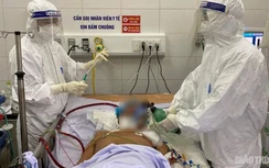 Căng mình giành giật sự sống cho bệnh nhân Covid-19 có bệnh nền nặng