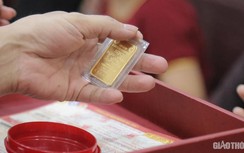 Giá vàng hôm nay 18/8: Vàng lại tăng như "vũ bão"