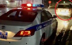 Xuống xe đi bộ né chốt, tài xế và 6 người về từ vùng dịch vẫn bị "tóm gọn"