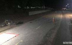 Xe máy va chạm với xe đầu kéo trong đêm, một người tử vong tại chỗ