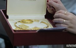 Giá vàng hôm nay 27/8: Vàng thế giới bật tăng trở lại