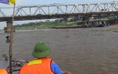 Cận cảnh chống tàu thuyền va trôi tại "điểm đen" đường thủy