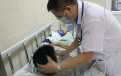 Nam thanh niên hôn mê sau khi ăn bát tiết canh lợn