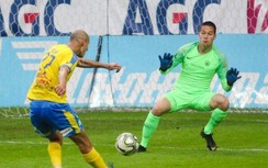 Bố Filip Nguyễn báo tin “sét đánh” cho HLV Park Hang-seo