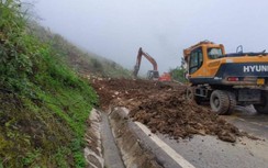 Sơn La: Sạt lở gây ùn tắc giao thông cục bộ trên QL37