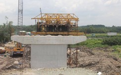 Hối hả thông xe nút giao 319 kết nối cao tốc Long Thành