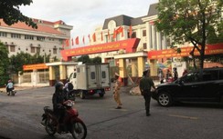 Đang xét xử vợ Đường "Nhuệ" và 4 cán bộ "hô biến" kết quả đấu giá đất