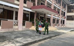 Công an Tây Ninh bàn giao 40 người Trung Quốc nhập cảnh lậu