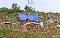 Video: Cận cảnh dự án khẩu hiệu 11 chữ hơn 10 tỷ đồng ở Hòa Bình