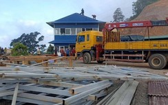 Buộc tháo dỡ hai trạm dừng chân trái phép trên đèo Đại Ninh