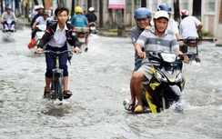 Mưa lớn liên tục làm 24 tuyến đường nội ô TP. Cà Mau ngập sâu