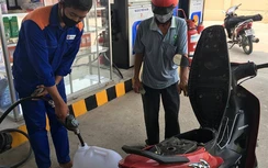 Chính sách có hiệu lực từ tháng 10: Bán xăng bằng can có thể bị phạt tiền