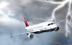 Máy bay bị sét đánh khi đang bay, có đáng lo?