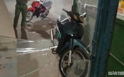 Nhóm người lạ mặt xông vào đập cửa, hành hung bảo vệ Bến xe Bạc Liêu