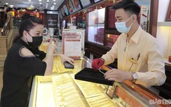 Giá vàng hôm nay 2/10: Đồng USD suy yếu, vàng lấy lại mốc 1.900 USD/ounce