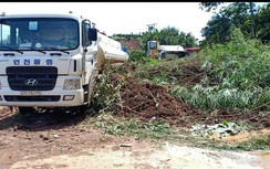 Đắk Nông: Mưa lớn gây sạt lở trên QL28, giao thông bị ách tắc cục bộ