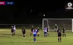 Video: Nữ tiền đạo Úc thực hiện siêu phẩm "không thể tin nổi"