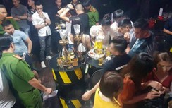 Kiểm tra quán bar, phát hiện 6 thanh niên dương tính với ma túy