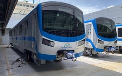 Mắt thấy, tay sờ đoàn tàu metro đầu tiên của Việt Nam