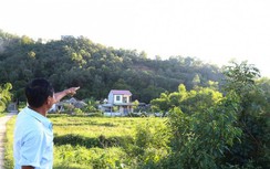 Vệt nứt kéo dài trên núi Hồng Lĩnh, 14 hộ dân nguy cơ bị vùi lấp do sạt lở