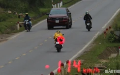 CSGT Sơn La xử phạt hàng trăm "phượt thủ" vi phạm tốc độ trên QL6