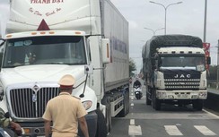 Quảng Nam: Đồng loạt dỡ chốt chặn, thông tuyến QL1A sau 3 ngày bị chia cắt