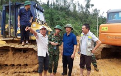 Ăn tranh thủ, ngủ bên đường cật lực mở đường vào thuỷ điện Rào Trăng 3