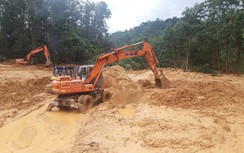 Thiết lập hệ thống thông tin liên lạc tại Rào Trăng 3 trong ngày 20/10