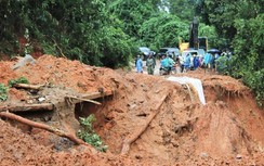 Kiến nghị dùng trực thăng cứu hộ người dân xã Hướng Việt bị cô lập